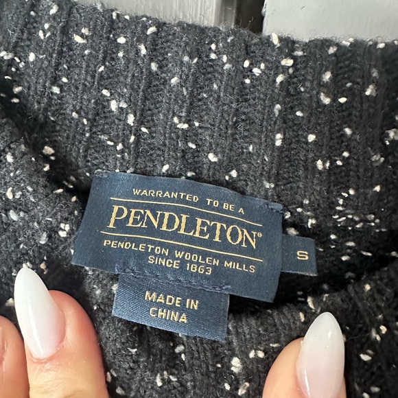 Pendleton Black and White Crew Neck Sweater - Picture 3 of 5
